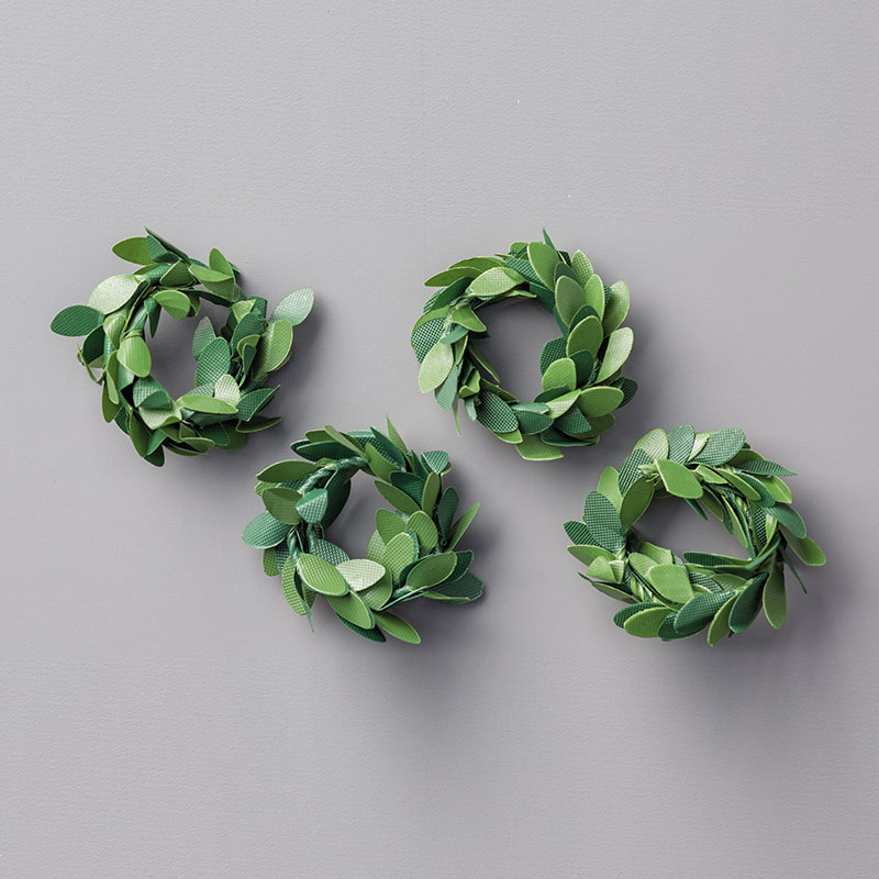 Boxwood Wreaths Embellishments