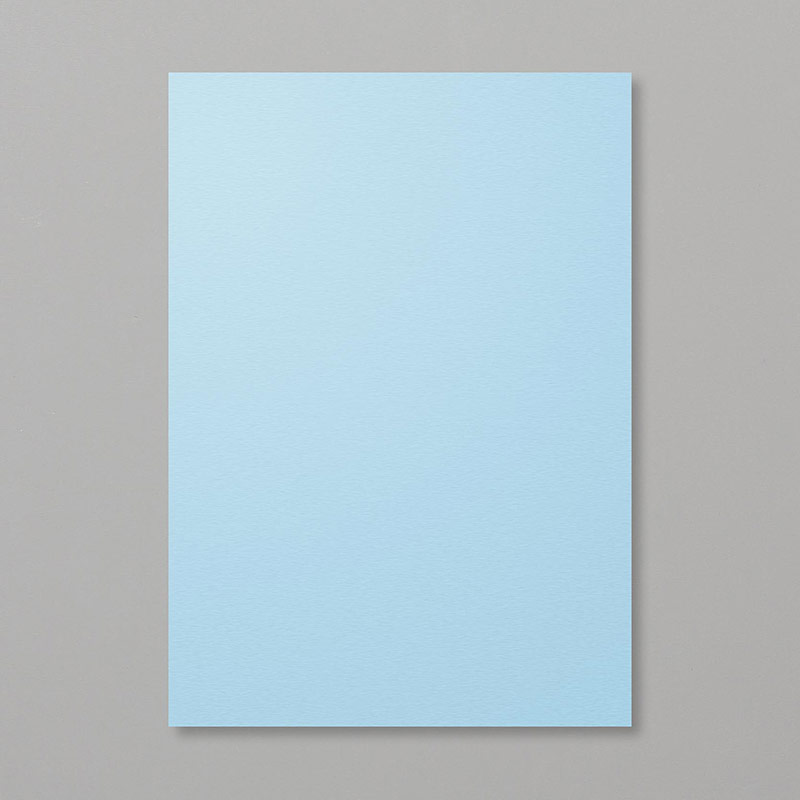 Papier cartonné A4 bleu pâle